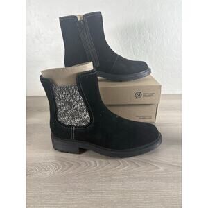 Clarks Opal Sky Black Suede Women's Boots Size 5.5‎ Medium- NIB